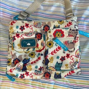 Lily Bloom Floral Cat Print Crossbody Bag -‎ Multicolor